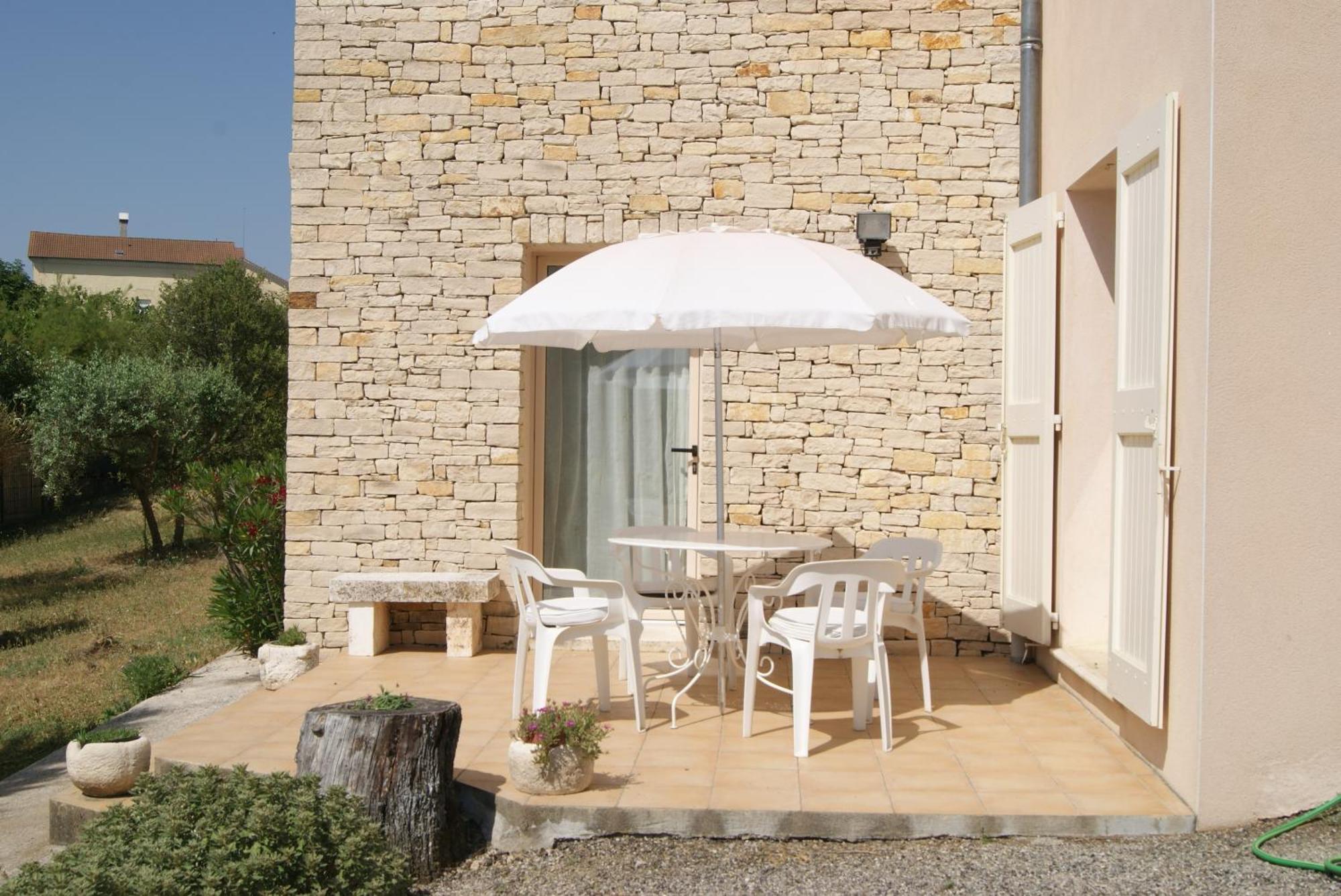 Bastide De L'orme Apartment